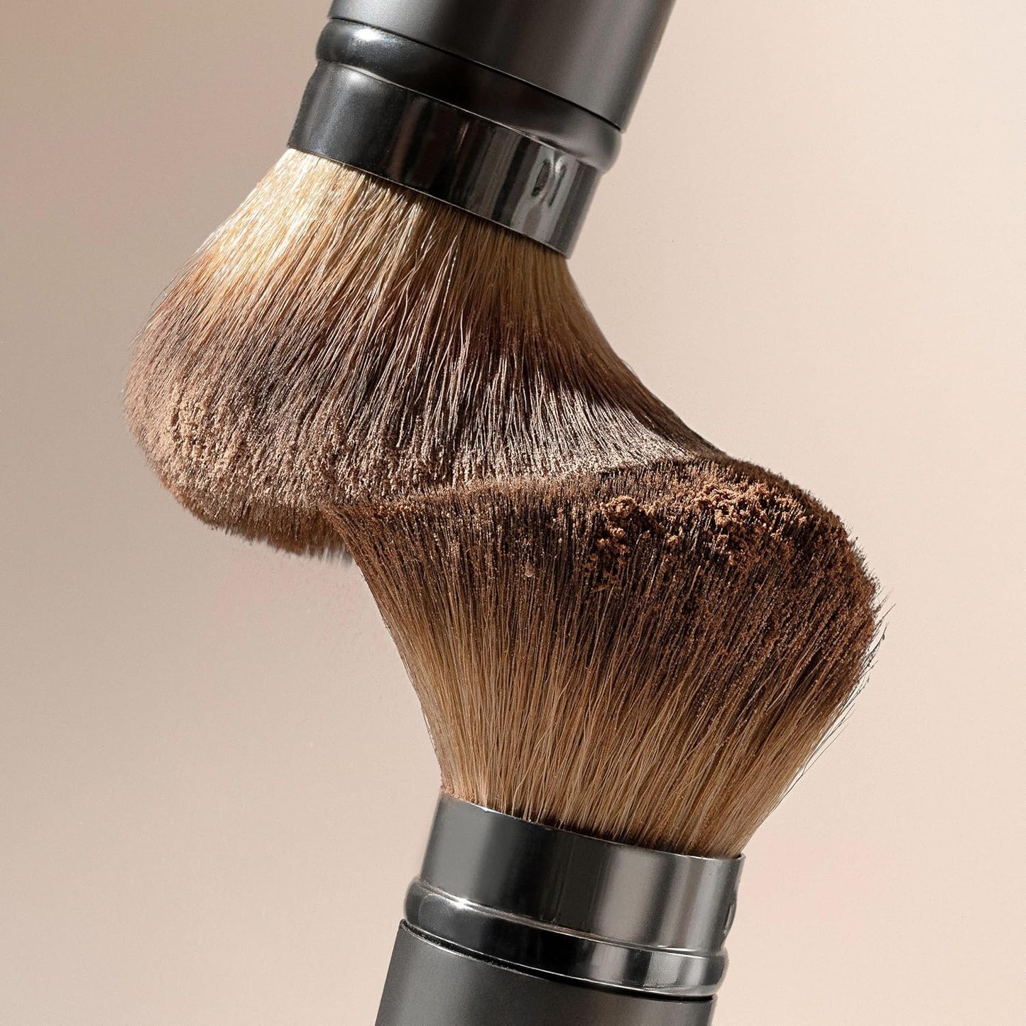 EcoTools Retractable Face Makeup Brush, Kabuki Brush for Foundation, Blush, Bronzer, & Powder, Travel Friendly & Perfect for On The Go, Eco Friendly, Synthetic & Cruelty Free Bristles, 1 Count