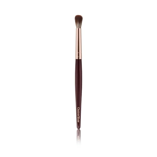 Charlotte Tilbury Eye Blender Eyeshadow Brush - Professional Blending Brush with Ultra-Soft Synthetic Bristles for Seamless Blending & Smokey Eye Diffusion - Rose Gold & Night Crimson Finish