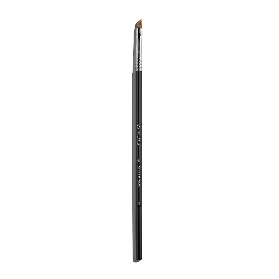 Sigma Beauty E06 Winged Liner™ Brush — Fine Angled Eyeliner Brush with Pointed Tip for Meticulously Applying Gel and Liquid Eyeliner, For Cat Eyeliner & Winged Liner (1 Brush)