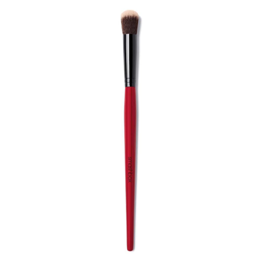 Smashbox Blurring Concealer Brush | Rounded Concealer Makeup Brush for Under Eyes | Airbrush Finish for Liquid or Cream Formulas