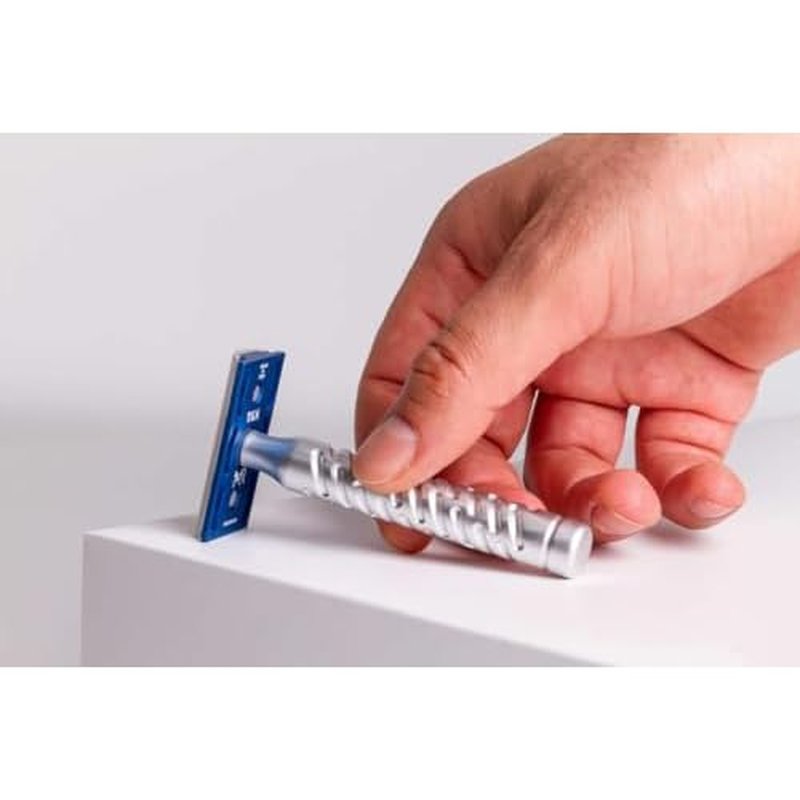 The Goodfellas' Smile, The Styletto Shadow V2 (Blue) Aluminum Double Edge Safety Razor, Uniquely Engineered Neutral Blade Gap Makes Shaving Easier, Closer and Smoother - Made in Italy