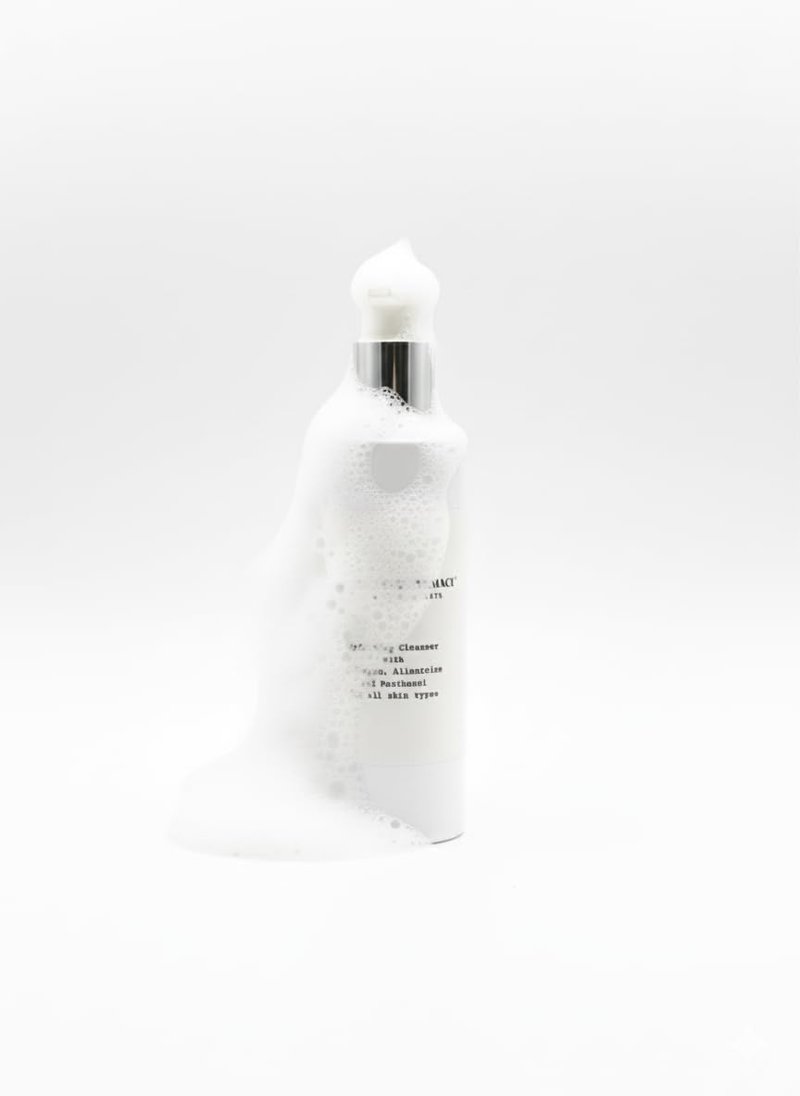 The Italian Pharmacy Gentle Foaming Face Cleanser with Natural Ingredients - Deep Clean & Hydrate for All Skin Types