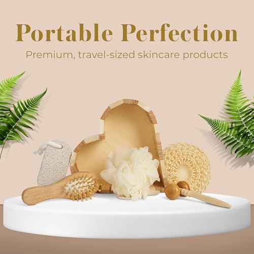Bella Ciao 6-Piece Body and Skincare Set, Women¡¯s Beauty Travel Basket, Spa Gift Set, Bath Accessories, Includes Face Massage Roller, Hair Brush, Exfoliation Tools, and Decorative Wooden Tray