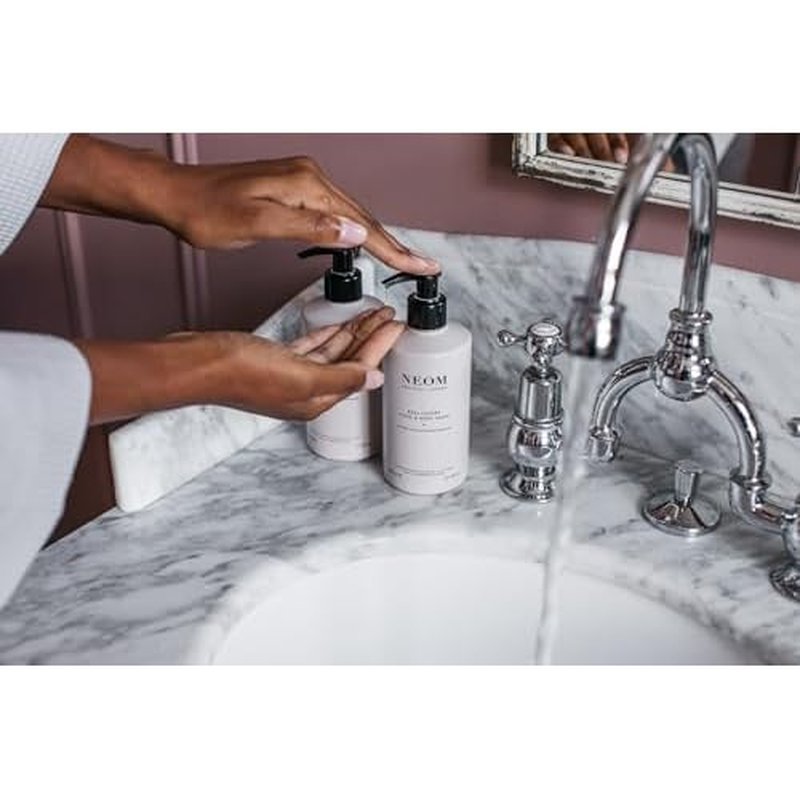 Neom ? Real Luxury Hand & Body Lotion, 300ml | Lavender, Rosewood & Jasmine | Nourish and Soften
