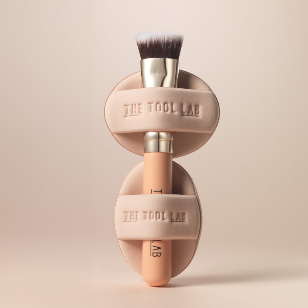 THE TOOL LAB Skinfit Conceal Duo, Flat Foundation Brush & Liquid Foundation Puff Set, Flat Concealer Brush with Foundation Sponge, Professional Makeup Sponge Kit, Korean Makeup
