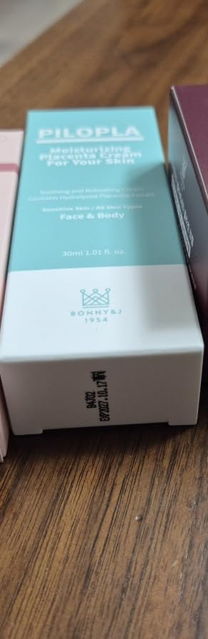 Moisturizing Cream for Dry & Dehydrated Skin - PLARECETA Hydrating Formula
