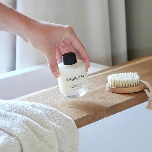 Blooming Yomogi Bath Essence: Milky Bath Oil with Yomogi Leaf, Camellia & Rice Bran - Natural Aromatherapy Soak - 100ml - Forest Bathing Scent - Vegan, Cruelty-Free, Made in Japan