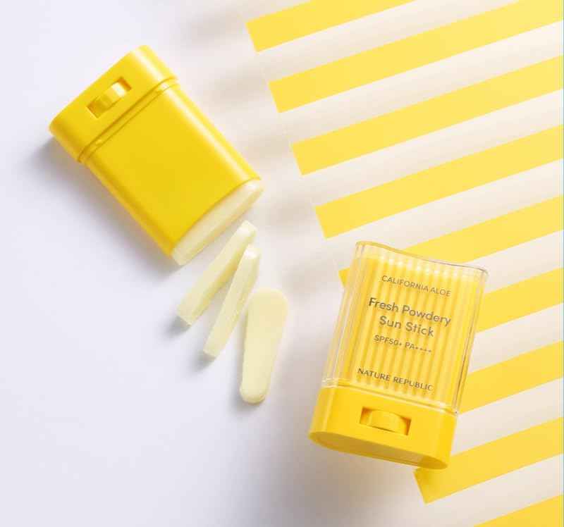 BC233 California Aloe Fresh Powdery Sun Stick, Suncream, Sunscreen SPF50+ PA++++ (24g 0.77 oz), 1 Count (Pack of 1)