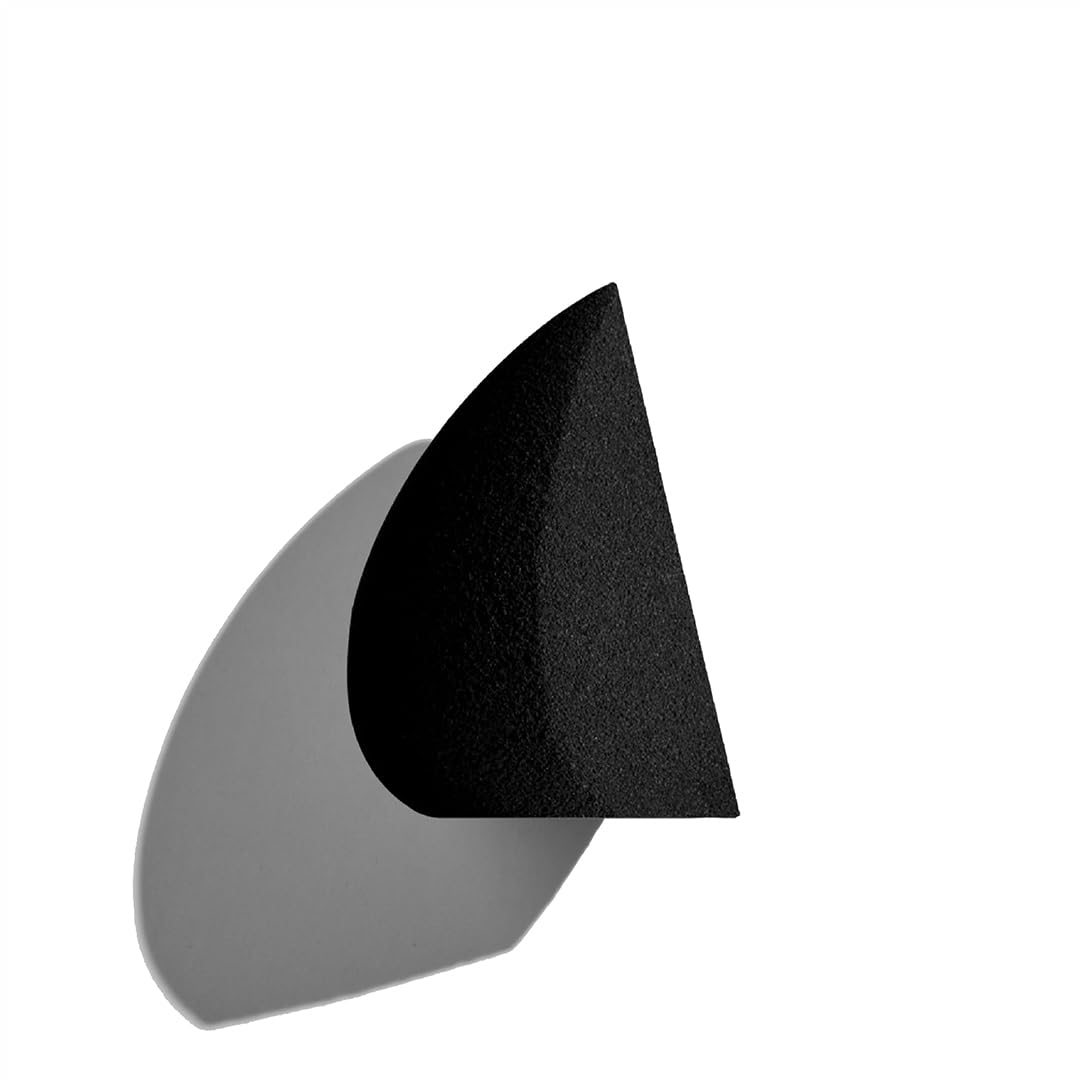 Sigma Beauty 3DHD Makeup Blender | Professional Makeup Sponge with Angled Edges | Prime, Conceal, Sculpt & Highlight | Vegan, Cruelty Free, Black