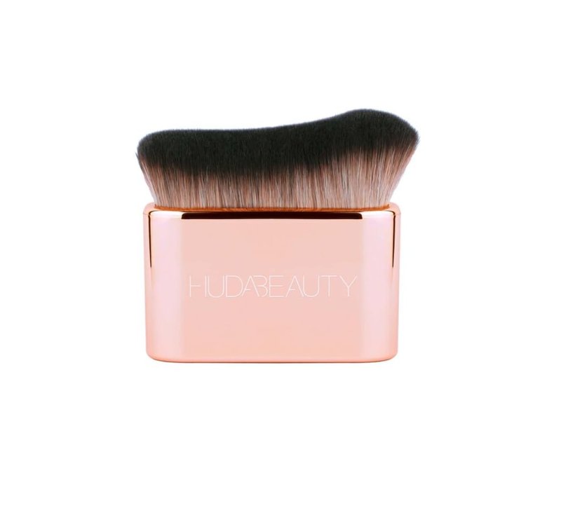 Huda Beauty N.Y.M.P.H Body Blur & Glow Brush