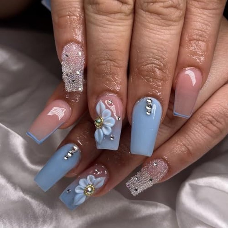Set 96Pcs Handmade 3D Acrylic Flowers For Nails Art Decor Set, White 3D Flowers For Nails Acrylic Flower Nail Art Diverse Collection in One Box for Nail Designs For Women (Poinettia 96PCs)