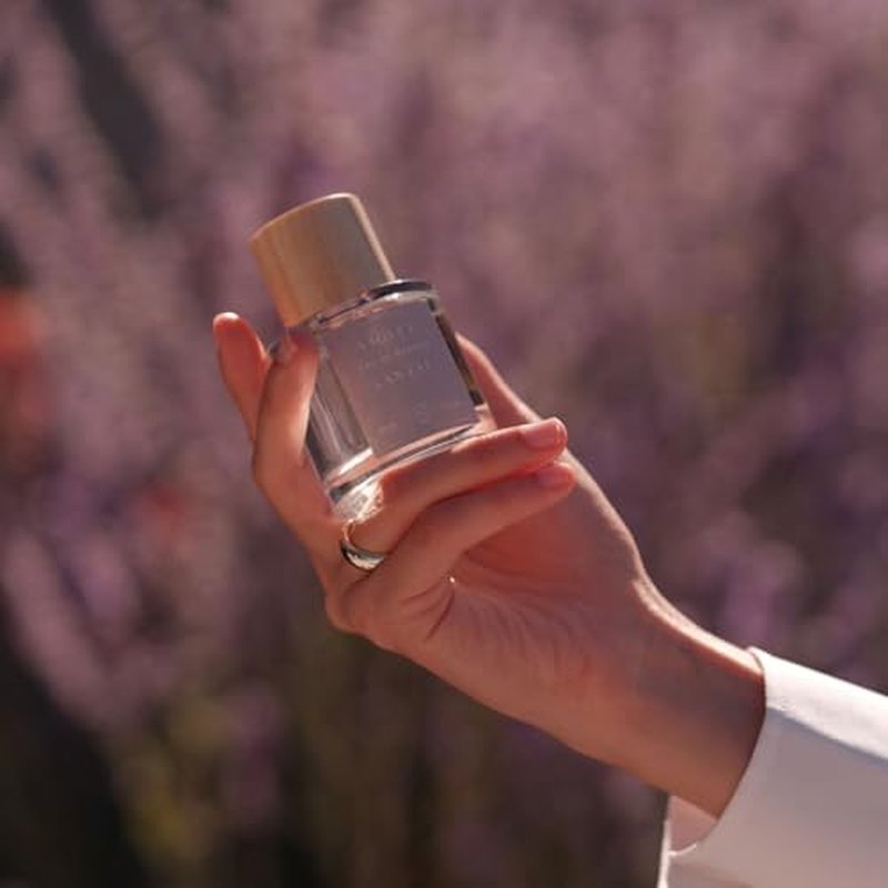 Oak Essentials Violet Santal Eau De Parfum | Clean Floral & Woody Fragrance with Violet, Italian Lemon, Amber, & Sandalwood, 50 mL