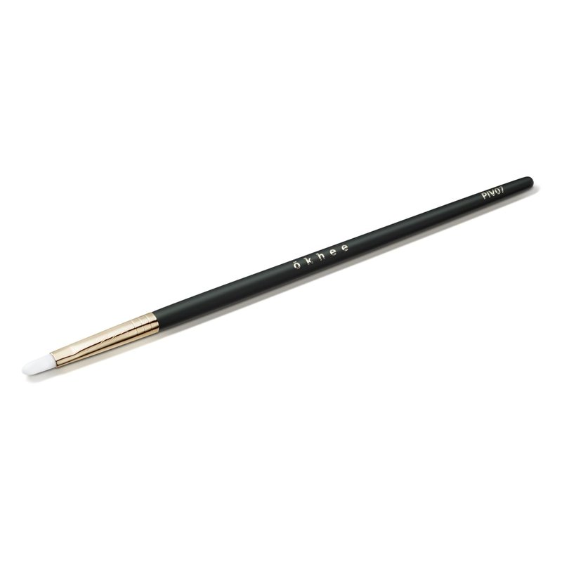 [SOO ADOR] okhee Concealer Brush PIV07 - Targeted Precision for Blemishes and Under-Eye Areas | Designed by K-Pop Makeup Artist Seo Ok | Makeup Brush Base Brush