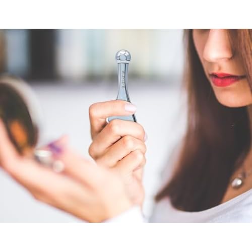 Mini Eye Care Stick, Facial Roller to Eliminate Eye Puffiness, Lighten Wrinkles, Gua Sha Beauty Skin Care Tool, On-The-go Facial Care Massager for Women (Zinc Alloy)