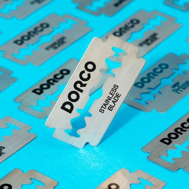 Dorco ST301 Platinum Extra Double Edge Razor Blades 500 Count, Razors for Men, Super Sharp for Smooth, Precise Shave, Stocking Stuffers