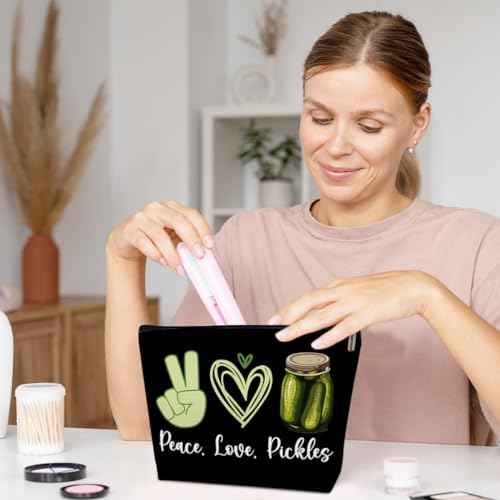 Pickle Lover Gift for Women Makeup Bag, Peace Love Pickles, Pickle Gifts for Women, Funny Birthday Gift for Sister, Teen,Bestie,Daughter, Niece, Pickle Makeup Travel Toiletry Bag