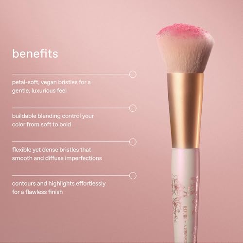 r.e.m. beauty by Ariana Grande Wicked: For Good | Cherry Blossom Blush Brush | Soft, Plush Bristles | Perfect for Building and Blending | 1 Count