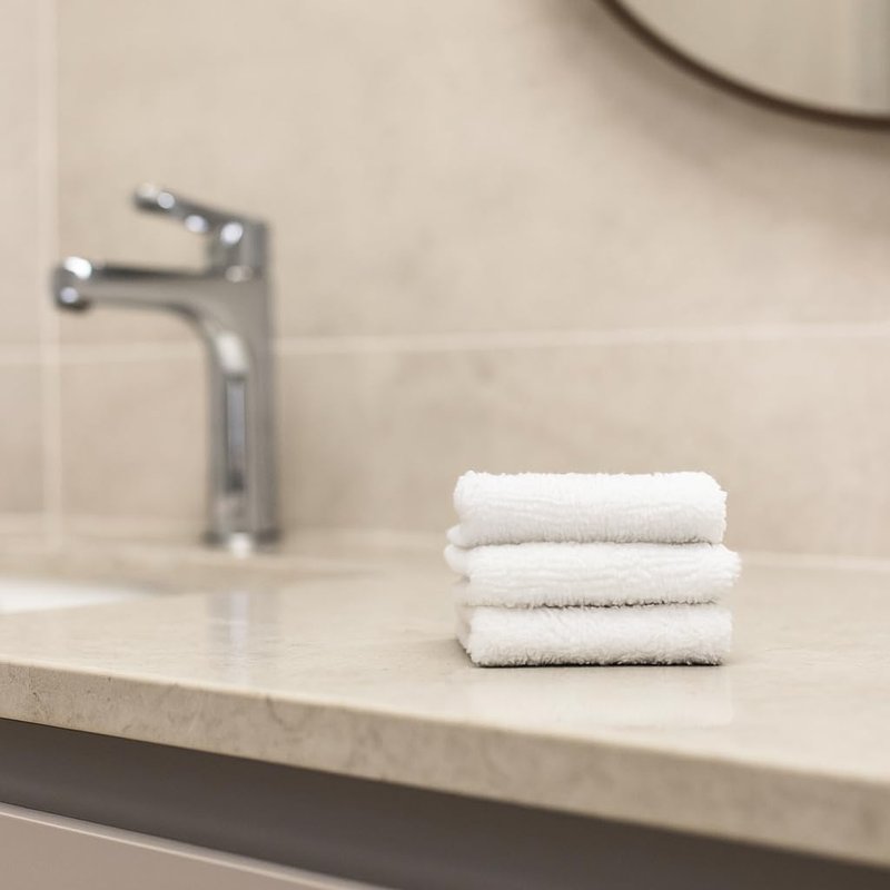 Emma Hardie Cleansing Cloths - 3 Pack Microfibre & Muslin for Gentle Exfoliation | Deep Pore Cleansing & Skin Brightening