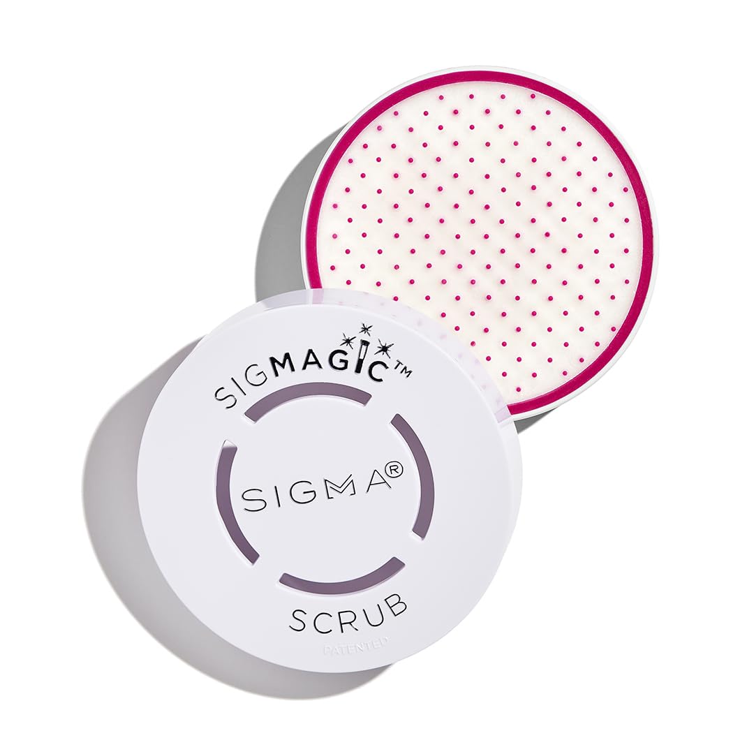 Sigma Beauty Portable 2-in-1 SigMagic Scrub – Solid, Professional Grade Makeup Brush Cleaner with Silicone Texture to Quickly and Effectively Remove Makeup Residue & Build Up on Makeup Brushes (1pc)