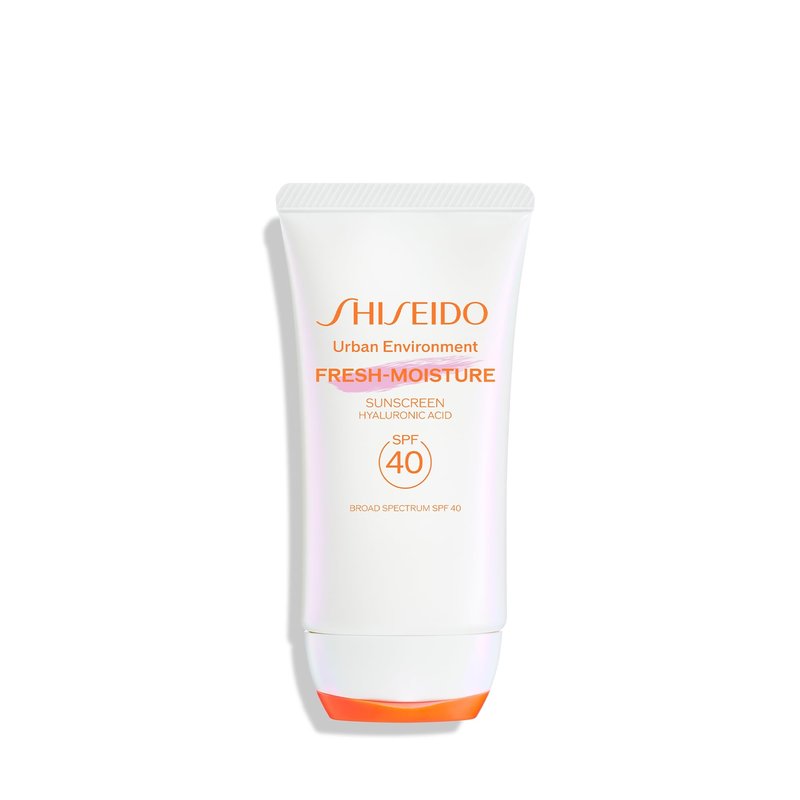 Shiseido Urban Environment Fresh-Moisture Sunscreen SPF 40 - Protects Against UVA/UVB Rays & Pollution - 12-Hour Hydration - Water Resistant for 40 Minutes - Non-Comedogenic - 50 mL