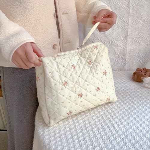 Makeup Bag Large Travel Quilted Cosmetic Makeup Bag Organizer, Floral Cotton Coquette Aesthetic Toiletry Bag for Women Girls (Garden Floral)