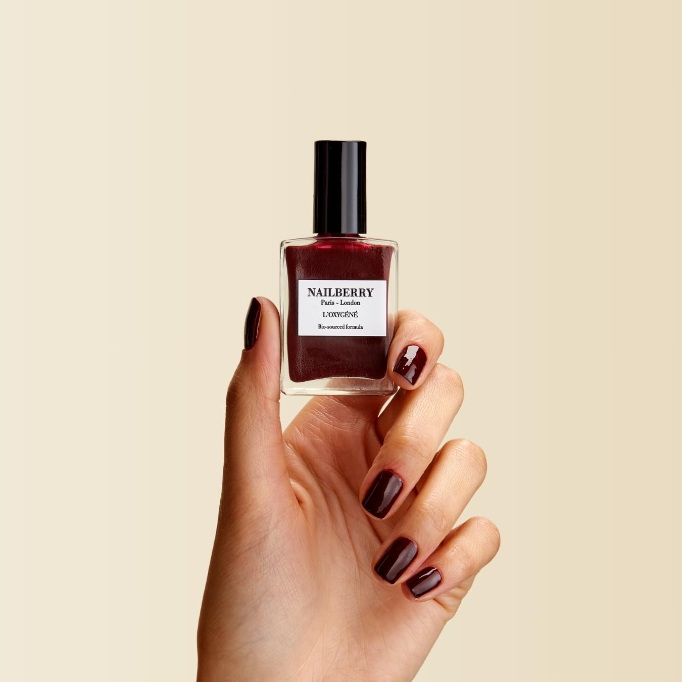 Nailberry L'Oxygéné Oxygenated Nail Lacquer | Le Temps des Cerises | Deep Red Burgundy Opaque | UV Protected Long-Wear Nail Polish | 12-Free | Vegan | Certified Halal | Cruelty & Gluten Free | 15 ml