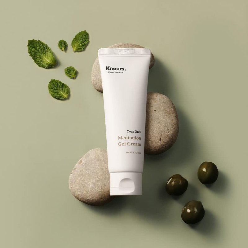 Knours. Light Weight Water Based Gel Moisturizer, Vegan Peppermint Squalane & Ceramide NP Hydrating Soothing Cooling (80ml 2.7 fl oz.)