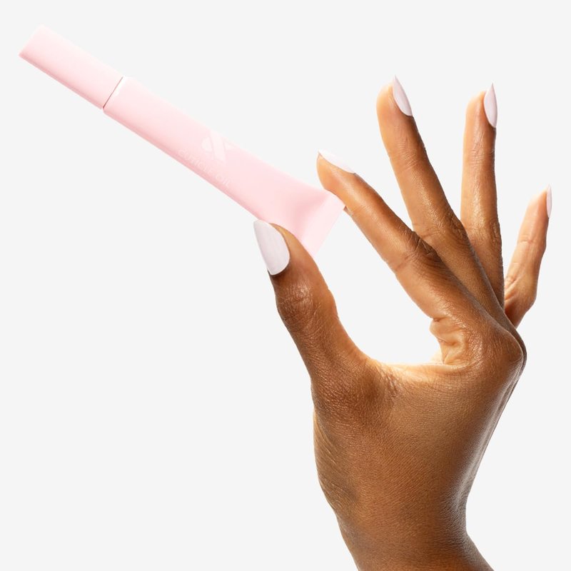 Olive & June Cuticle Oil | Hydrating Formula with Goji Berry & Avocado Oil | Fast-Absorbing, Moisturizing & Fragrance-Free | Brush Tip Applicator | Vegan & Cruelty-Free | Dermatologist Tested