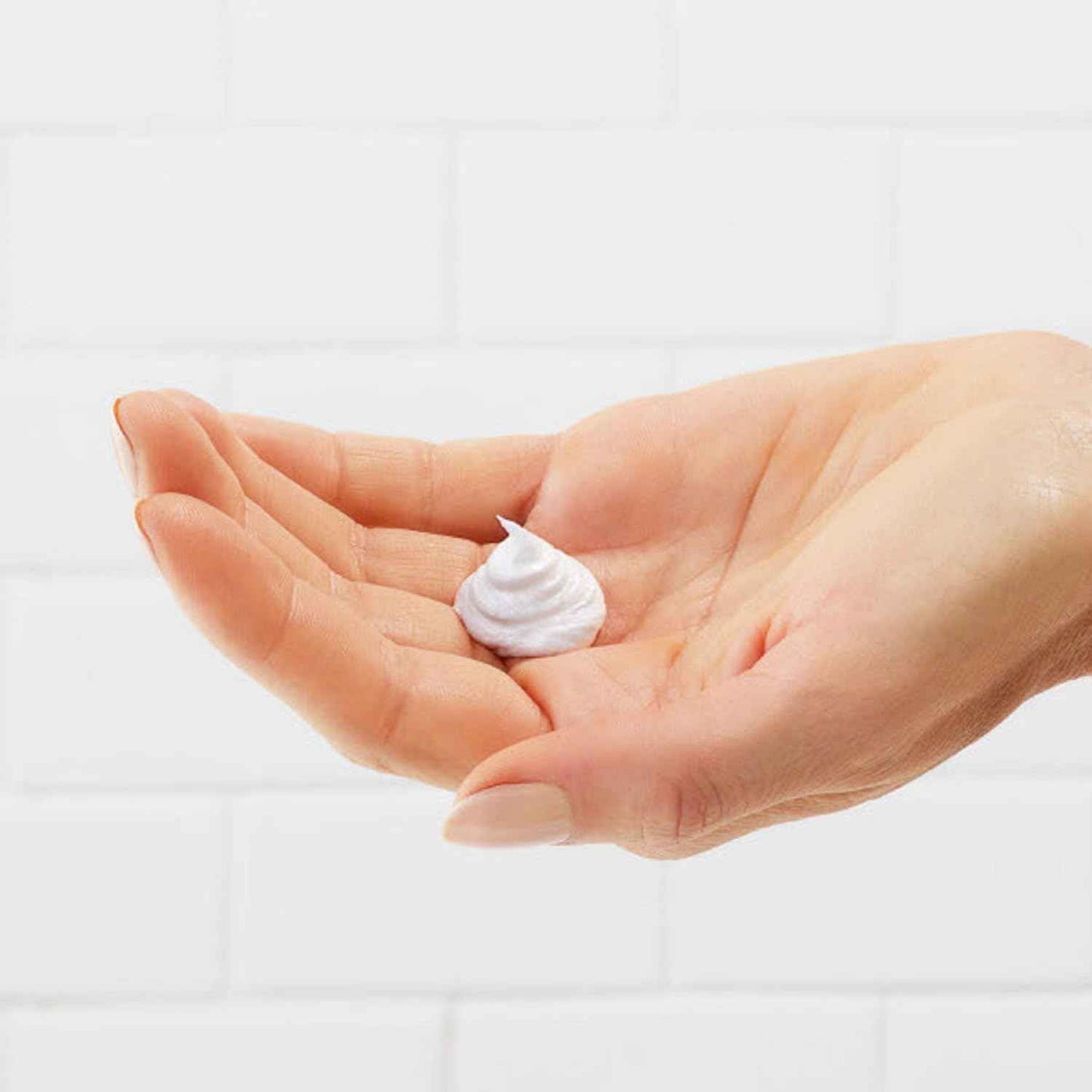 Cremo French Lavender Moisturizing Shave Cream, Astonishingly Superior Ultra-Slick Shaving Cream for Women Fights Nicks, Cuts and Razor Burn, 6 Fl Oz (Pack of 2)