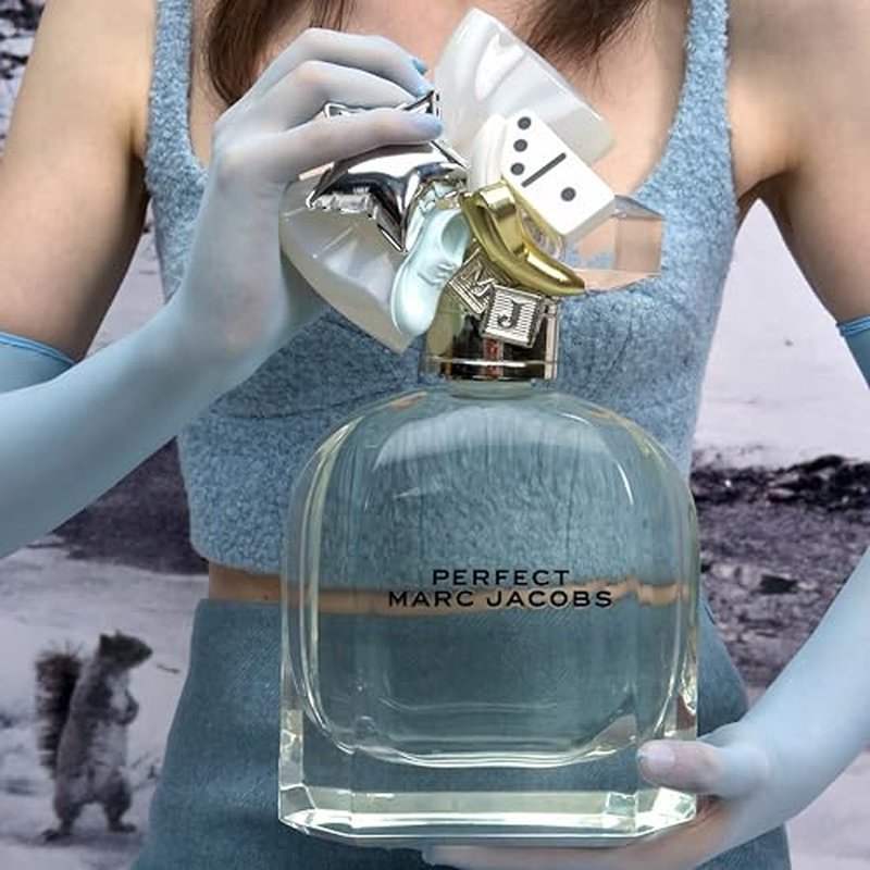Marc Jacobs Perfect Eau de Toilette ? Floral Women's Perfume ? With Notes of Pink Peppercorn, Polygonum, White Daffodil & Cedarwood