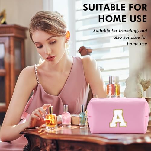 Initial Makeup Bag Personalized Preppy Cosmetic Bag Travel Toiletry Bag Waterproof PU Small Makeup Pouch Bag for Purse Birthday Gift Cute Stuff for Teen Girls Women (Pink A)