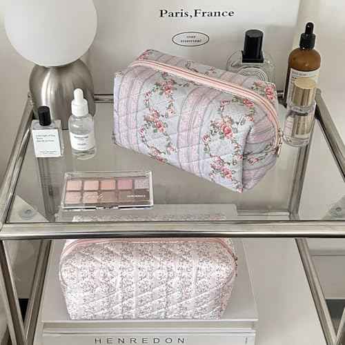 Floral Make Up Bag Coquette Cosmetic Bag Quilted Makeup Bag for Women Portable Toiletry Bag Travel (pink)