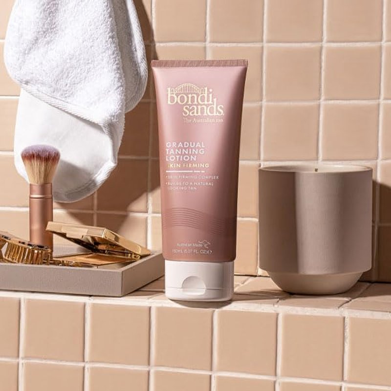 Bondi Sands Gradual Tanning Lotion - Natural-Looking Self Tan for Everyday Glowing Skin | 150 mL (5.07 Fl. Oz.)