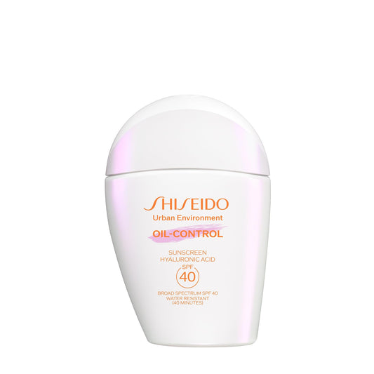 Shiseido Urban Environment Oil-Free Sunscreen - Protects, Hydrates, Mattifies & Works as Face Primer - Water Resistant for 40 Minutes - Non-Comedogenic - 30 mL
