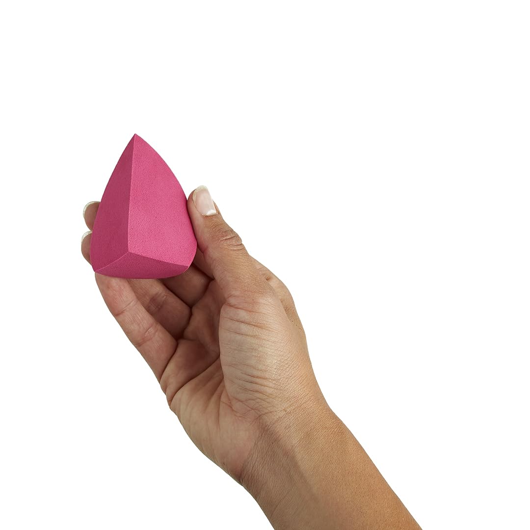 Sigma Beauty 3DHD Makeup Blender | Professional Makeup Sponge with Angled Edges | Prime, Conceal, Sculpt & Highlight | Vegan, Cruelty Free, Black