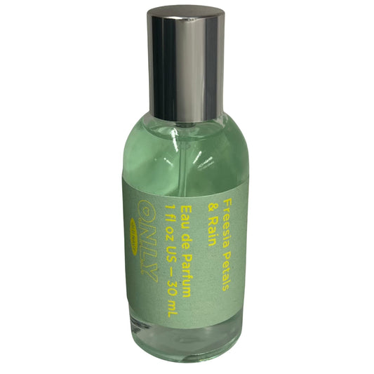 Old Navy Kindred Goods Freesia Petals & Rain Eau de Parfum 1.0oz Women’s perfume