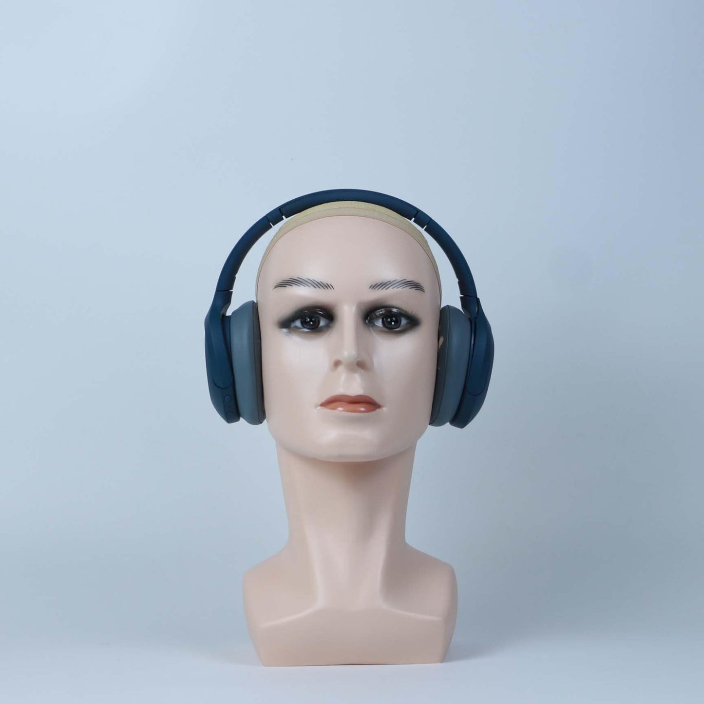 KIMUIMA Male Mannequin Head - Beige Tone, Intricate Facial Features for Wigs Holder, Photography Props, Retail Store Decor, Salon Styling Aid，Beauty Schools, Salon Training Tool