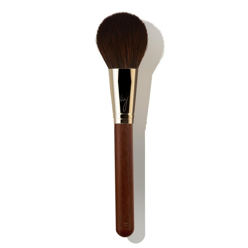 **Precision Shading Brush for Soft Contouring - K-Pop Artist Designed | Makeup Tool for Flawless Looks**