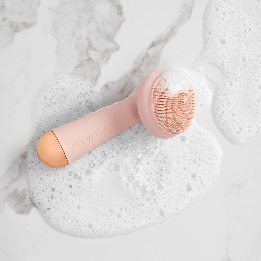 Flawless Cleanse Silicone Face Scrubber - Gentle Deep Cleanser | 1 Count