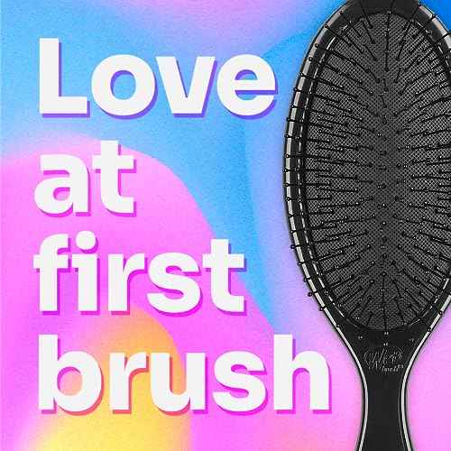 Wet Brush Original Detangler Hair Brush Elf Kit - Ultra-Soft IntelliFlex Bristles - Detangling Brush Glides Through Tangles For All Hair Types (Wet Dry & Damaged) - 1 Brush & 1 Scrunchie