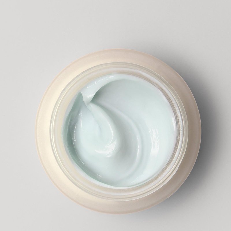 EarthsCure Nano Peptide Moisturizer for Face (2oz) - Natural Cream to Hydrate and Smooth. Contains Nano Peptides, Anti-Oxidants & Hyaluronic Acid to Lift and Plump. For Sensitive Skin.