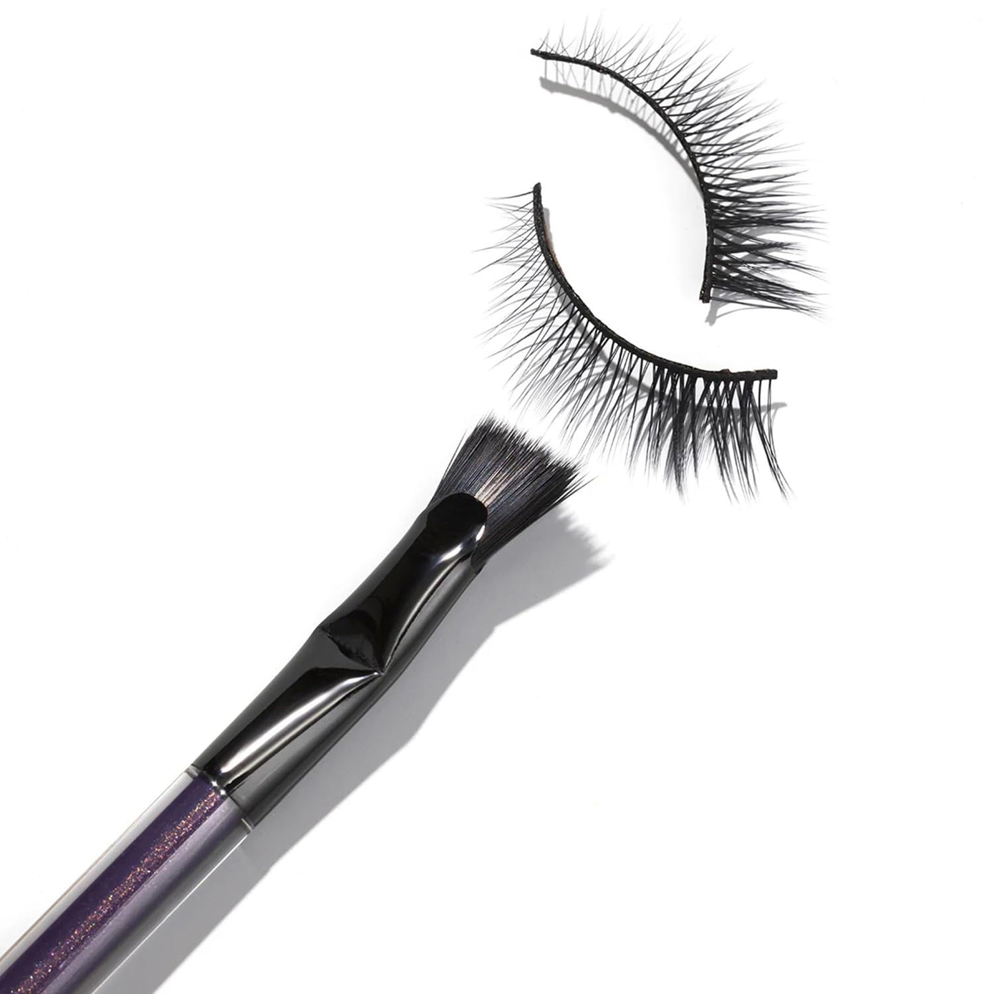 Kevyn Aucoin Angled Fan Mascara Brush: Achieve feathered, separated lashes with any mascara. Dual-fiber design ensures a clean & even application for voluminous lashes. No clumps. Makeup artist go to.