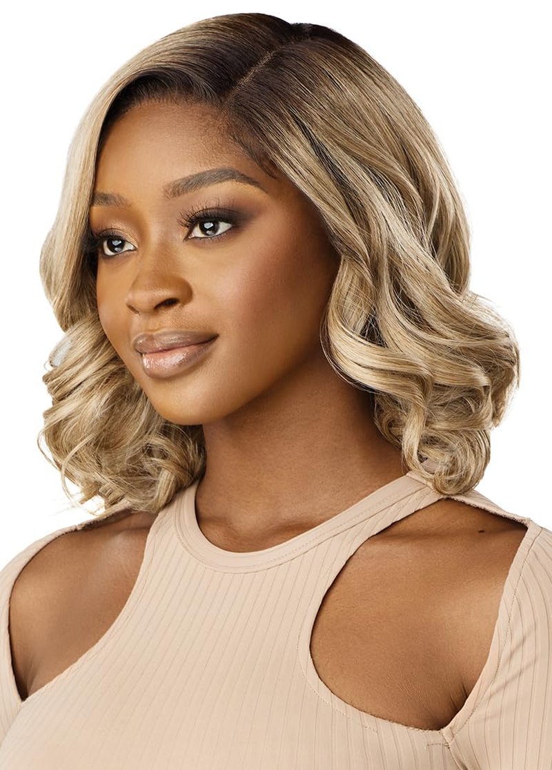 Outre Lace Front Wig - Melted Hairline - Sorana (DR4/SANDY BLONDE)