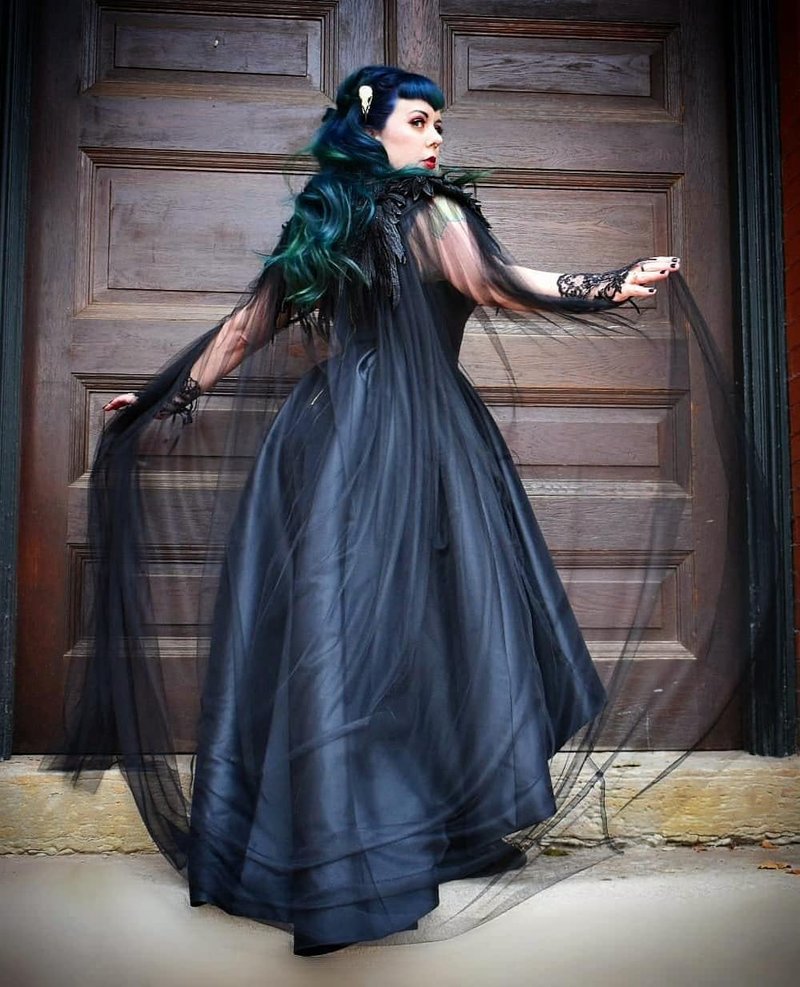 Gothic Raven Skull Hair Clip - Witchy Viking Wedding Accessory | Bridal Barrette for Unique Brides