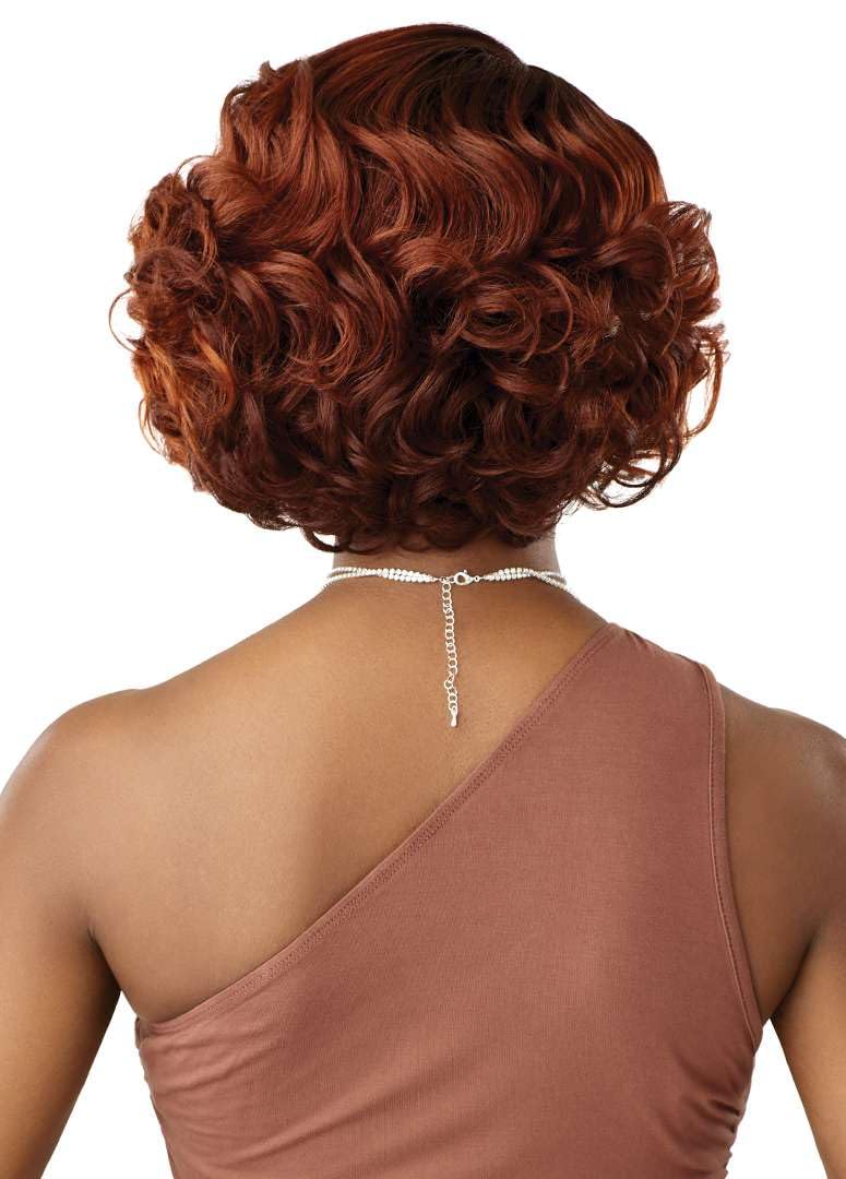 Outre Lace Front Wig - Melted Hairline - Ayda (BLONDE TOFFEE)