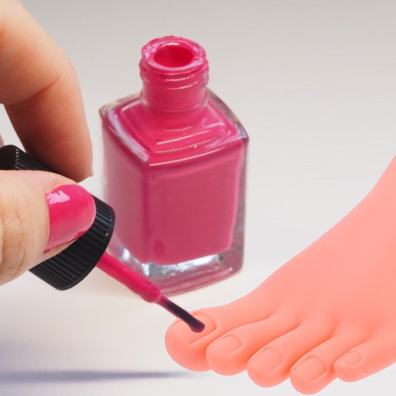 FRCOLOR Nail Art Practice Foot Model 12.99X5.11X3.14In Soft Silicone Pedicure Training Tool with Insertable Nail Tips Lightweight Mannequin for Manicure Skill Development
