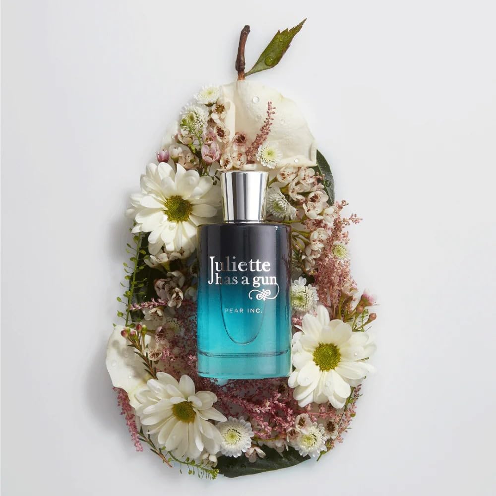 Juliette Has a Gun Pear Inc. Eau de Parfum – Fresh Fruity Perfume for Women – Juicy Pear, Musk, Ambrox – Bright, Playful, Gourmand