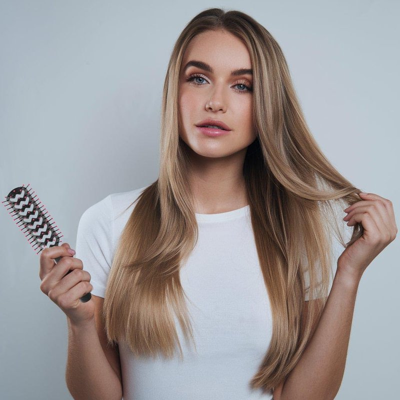 Cricket Static Free Hair Brush - Fast Flo Vent for Quick Blow Drying & Tangle-Free Styling | All Hair Types