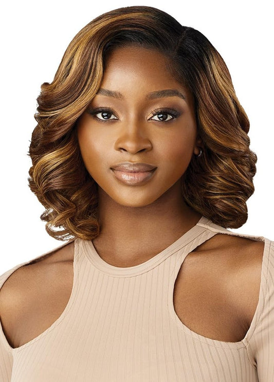 Outre Lace Front Wig - Melted Hairline - Sorana (DR4/SANDY BLONDE)