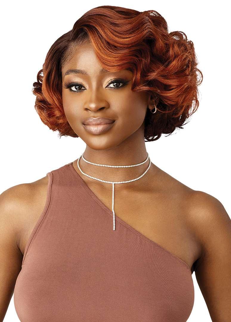 Outre Lace Front Wig - Melted Hairline - Ayda (BLONDE TOFFEE)